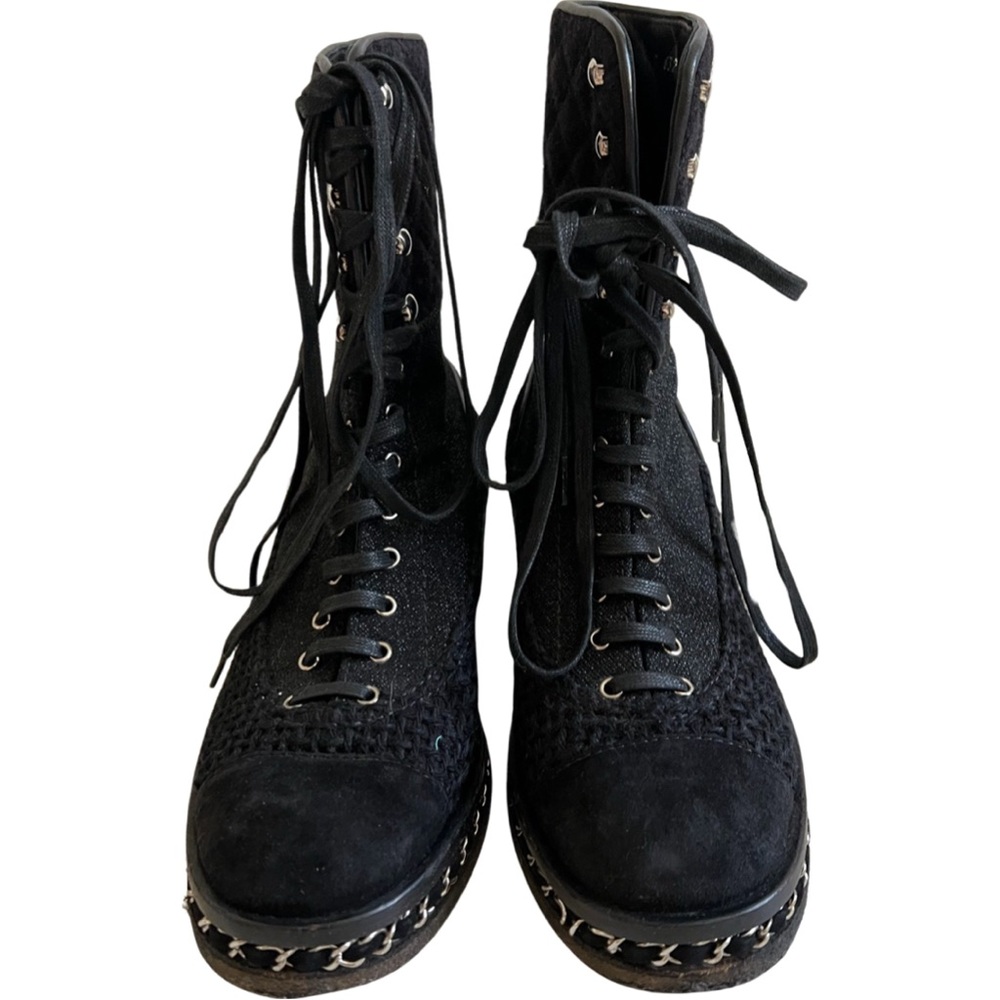 Chanel black wool tweed combat boots chain detail with certificate of authentic - Picture 5 of 16